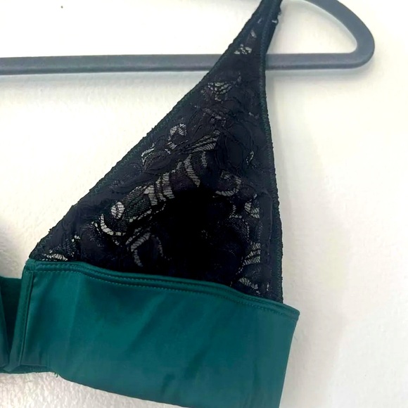 Intimately Free People V-Wire Bra Lace Satin Lace Black Green Bralette — XS - Picture 2 of 4